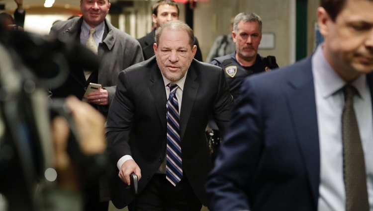 Harvey Weinstein llegando a la Corte de Nueva York en el día 11 del juicio contra él