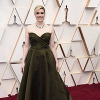 Greta Gerwig en la alfombra de los Oscar 2020