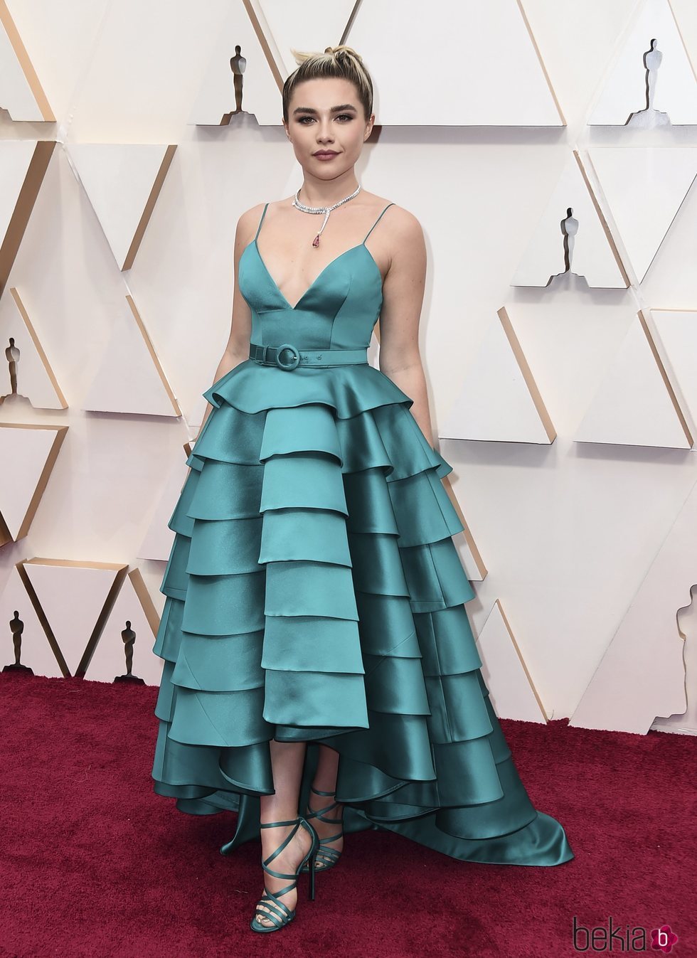Florence Pugh en la alfombra de los Oscar 2020