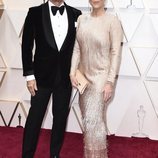 Tom Hanks y Rita Wilson en la alfombra roja de los Oscar 2020