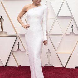 Renee Zellweger en la alfombra roja de los Oscar 2020