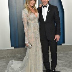 Antonio Banderas y Nicole Kimpel  en la fiesta de Vanity Fair tras los Oscar 2020