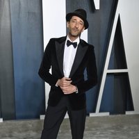 Adrien Brody en la fiesta de Vanity Fair tras los Oscar 2020