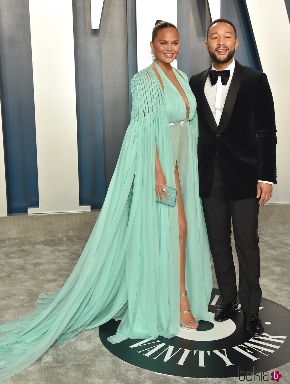 Chrissy Teigen y John Legend en la fiesta de Vanity Fair tras los Oscar 2020