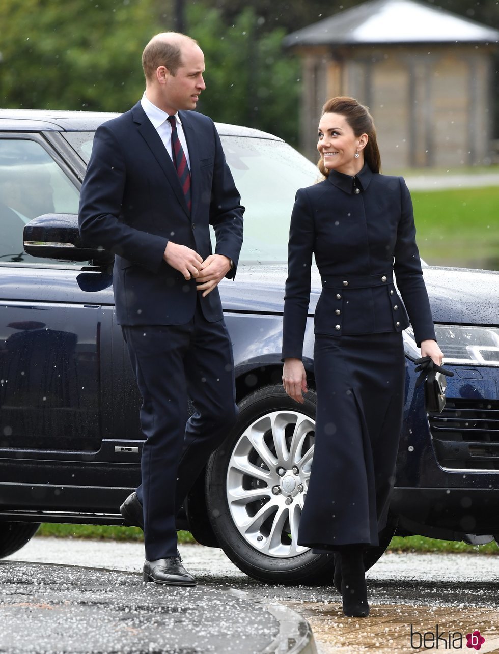 El Príncipe Guillermo y Kate Middleton en su visita al Centro de Rehabilitación Médica Stanford Hall