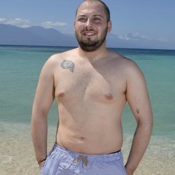 José Antonio Avilés en la playa en la foto oficial de 'Supervivientes 2020'