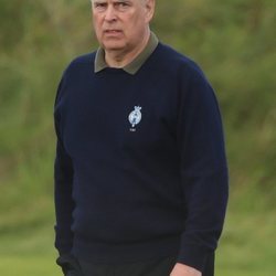 El Príncipe Andrés en Royal Portrush Golf Club