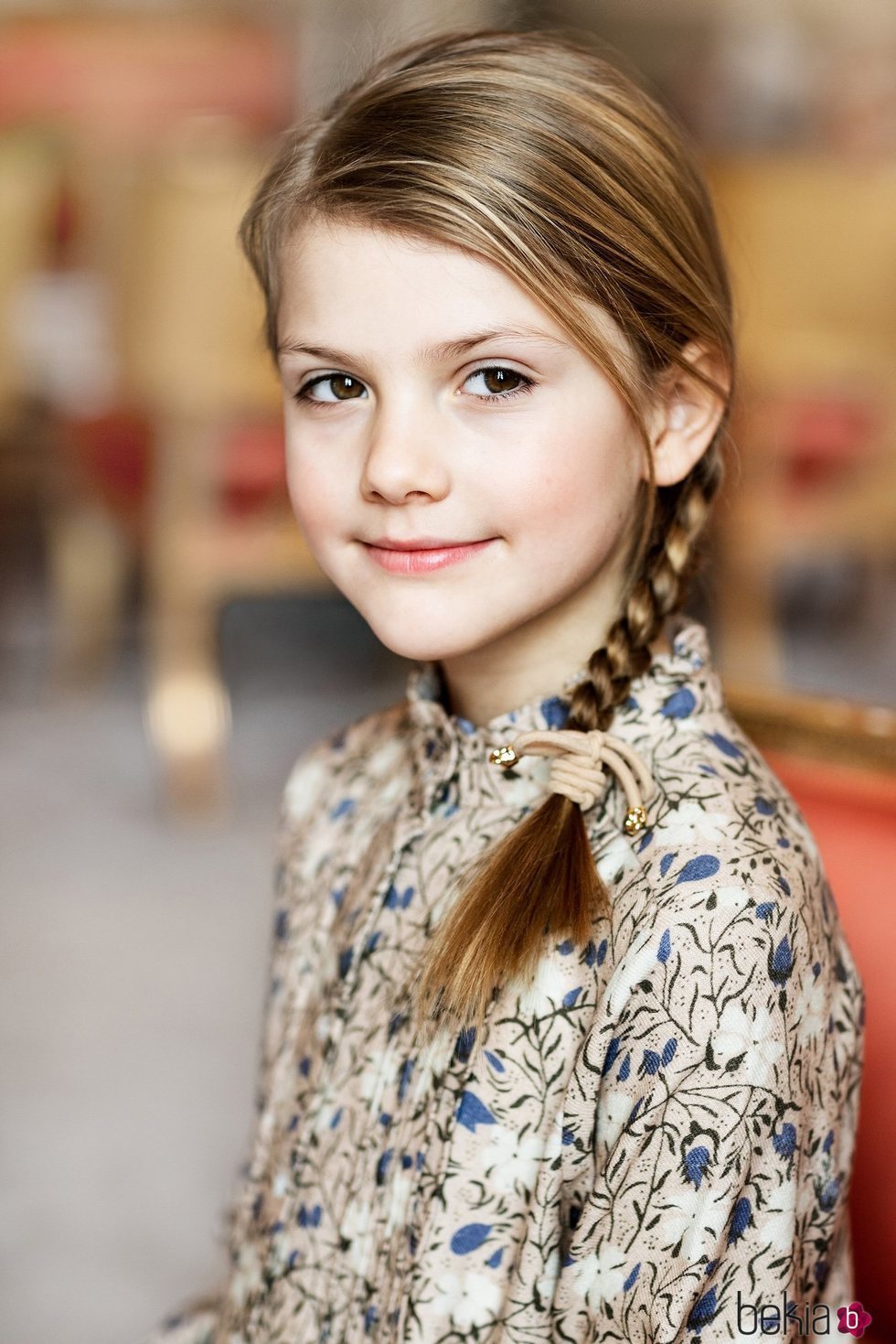 La Princesa Estela de Suecia en su posado por su octavo cumpleaños