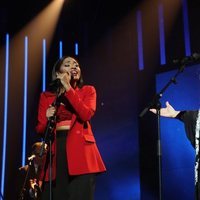 Nia Peeples y Estrella Morente cantando en la Gala 6 de 'OT 2020'