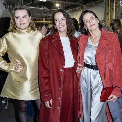 Camille Gottlieb, Pauline Ducruet y Estefanía de Mónaco en la presentación de la colección otoño/invierno 2020/2021 de Alter Designs en la Paris Fashion We