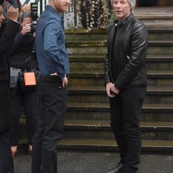 El Príncipe Harry y Jon Bon Jovi en los Abbey Road Studios