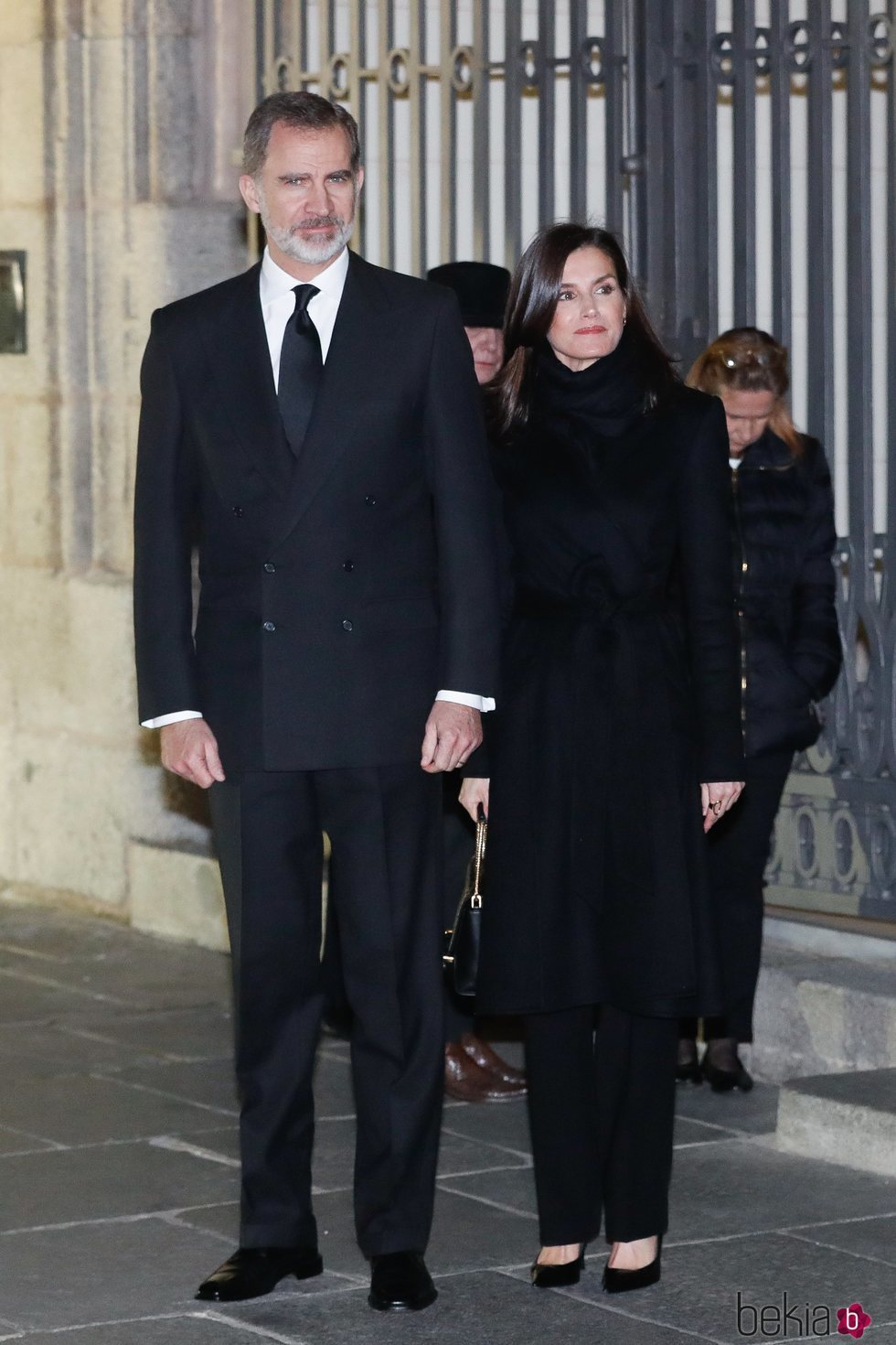 Los Reyes Felipe y Letizia acudiendo a la misa funeral de Plácido Arango