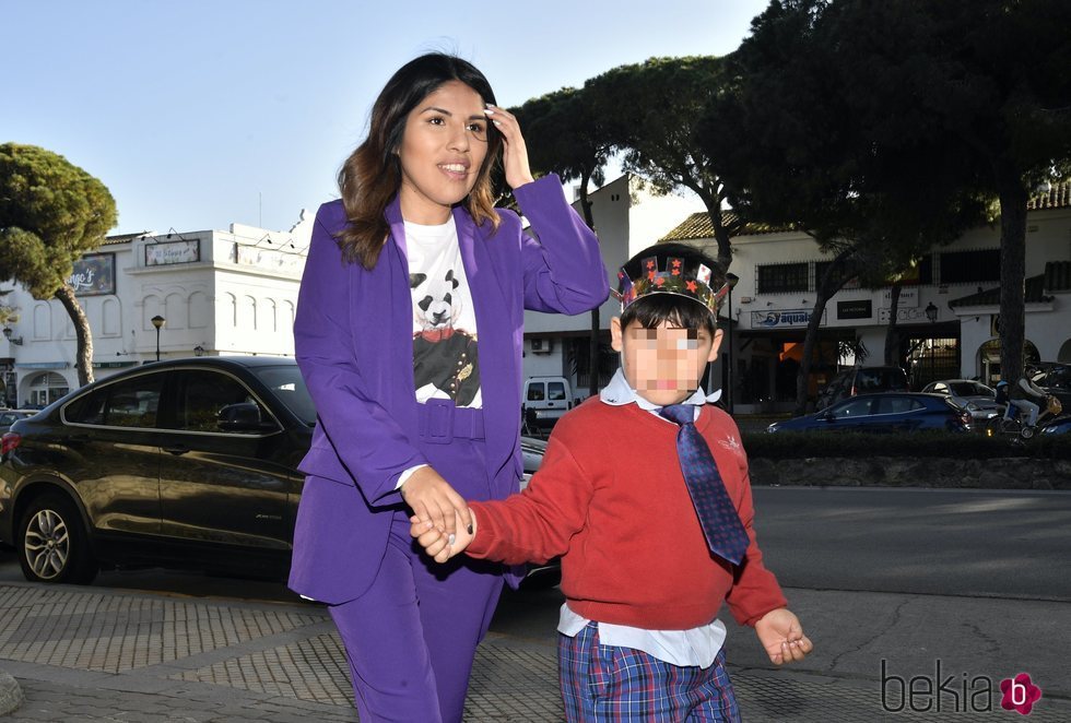 Chabelita Pantoja y su hijo Albertito en la fiesta de cumpleaños del pequeño