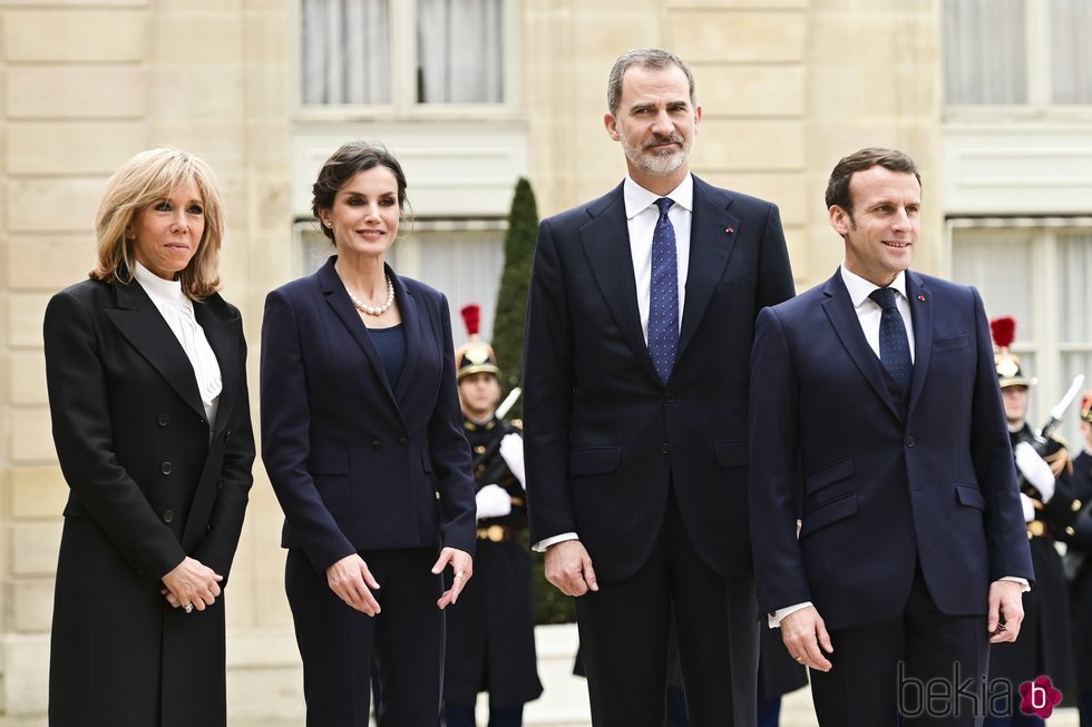 Los Reyes Felipe y Letizia con Emmanuel Macron y Brigitte Macron en el Elíseo para un almuerzo