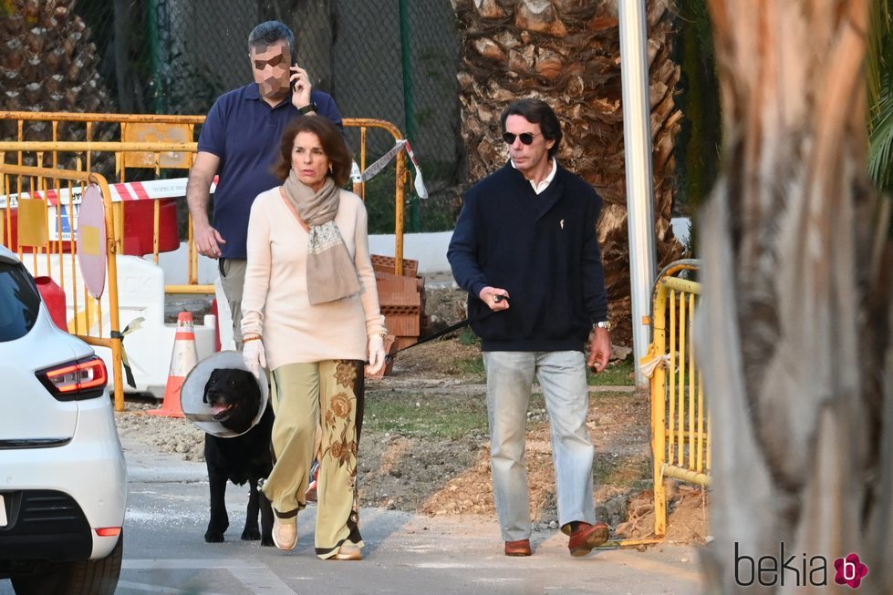 José María Aznar y Ana Botella en Marbella en plena crisis del coronavirus