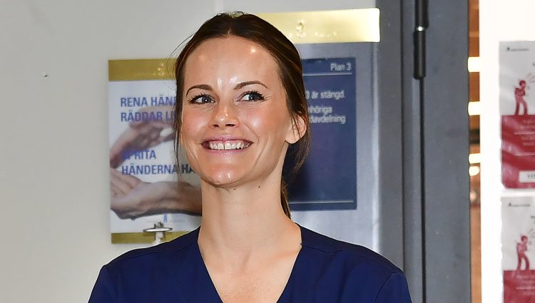 La Princesa Sofia de Suecia, sonriente en su voluntariado
