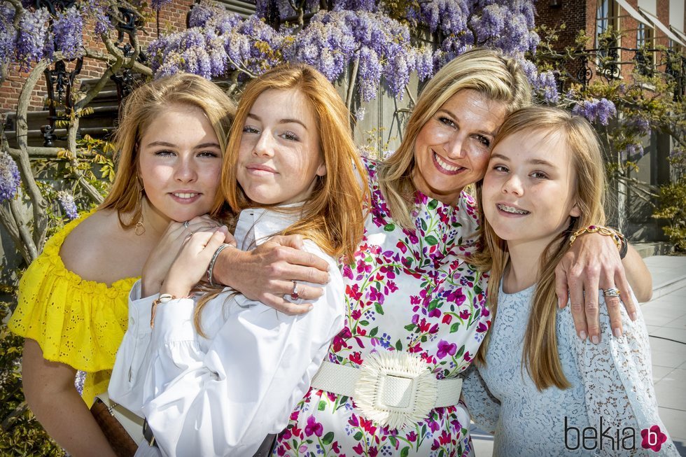 La Reina Máxima de Holanda y sus tres hijas el Día del Rey 2020