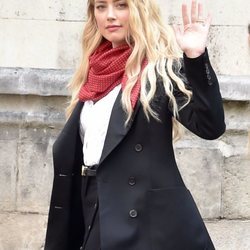 Amber Heard llegando a una nueva jornada de juicio contra Johnny Depp