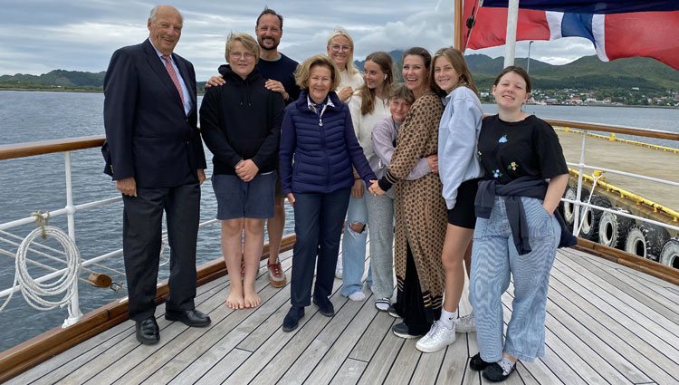 La Familia Real Noruega de vacaciones en Lofoten