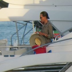 Marta Gayá en un barco