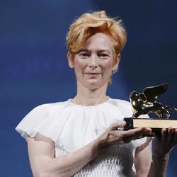 Tilda Swinton recibe el León de Oro honorífico en el Festival de Venecia 2020