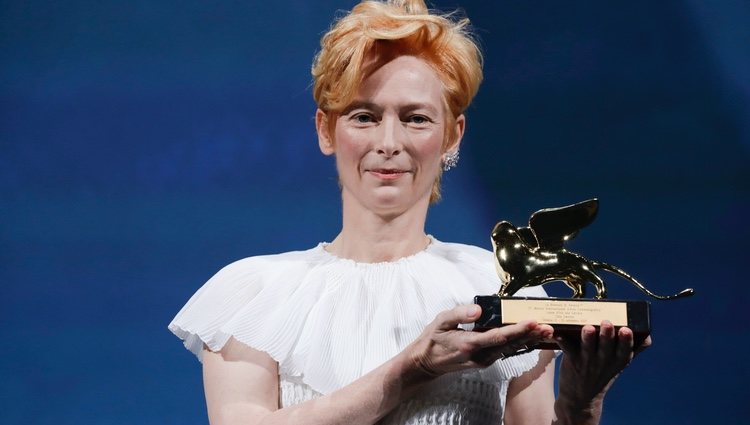 Tilda Swinton recibe el León de Oro honorífico en el Festival de Venecia 2020