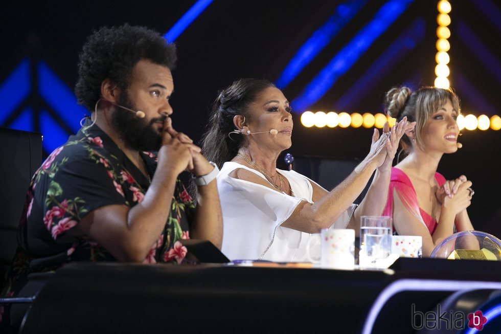 Carlos Jean, Isabel Pantoja y Edurne en el primer programa de 'Idol Kids'