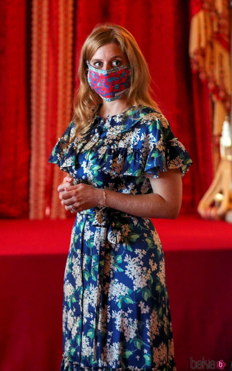 La Princesa Beatriz de York acude a la exposición de su vestido de novia en el Castillo de Windsor