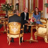 El Príncipe Guillermo y Kate Middleton con el Presidente de Ucrania y la Primera Dama en el Palacio de Buckingham