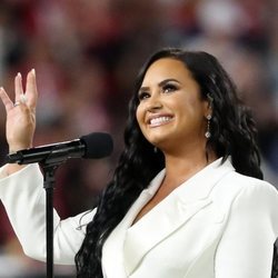 Demi Lovato en la Super Bowl en Miami