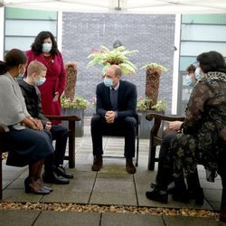 El Príncipe Guillermo con pacientes de cáncer en el Royal Marsden Hospital de Sutton