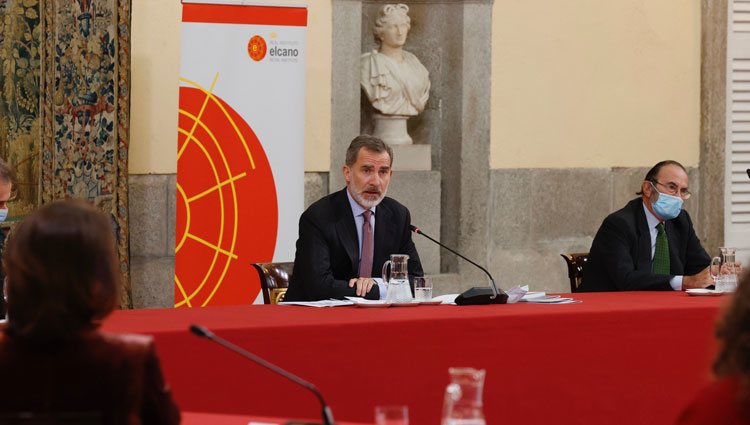El Rey Felipe da un discurso en el Consejo Científico del Real Instituto Elcano de Estudios Internacionales y Estratégicos