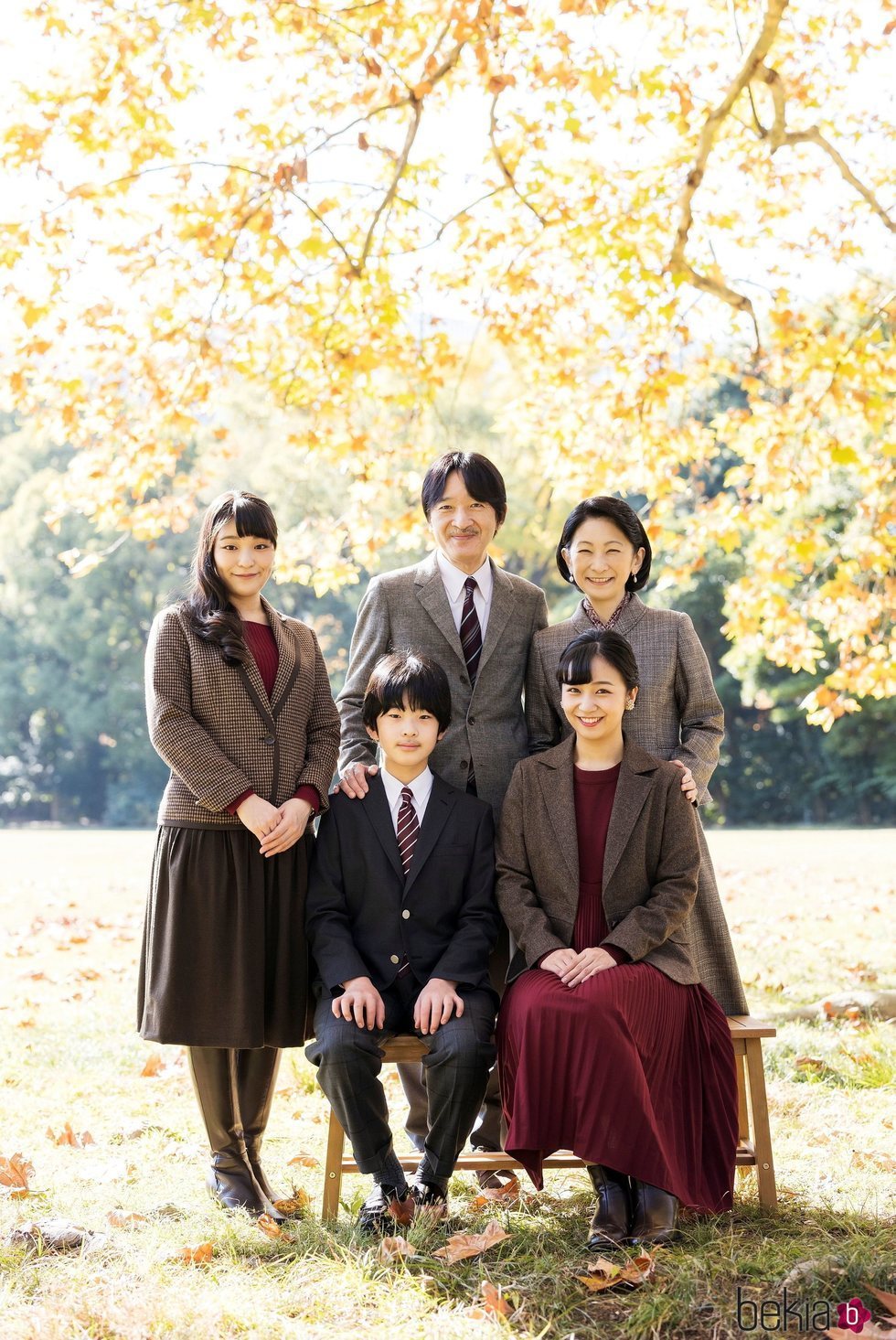 Akishino y Kiko de Japón con sus hijos Mako, Hisahito y Kako de Japón