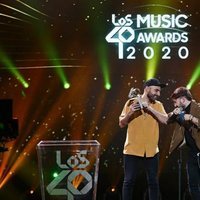 Nil Moliner recoge su premio en Los 40 Music Awards 2020