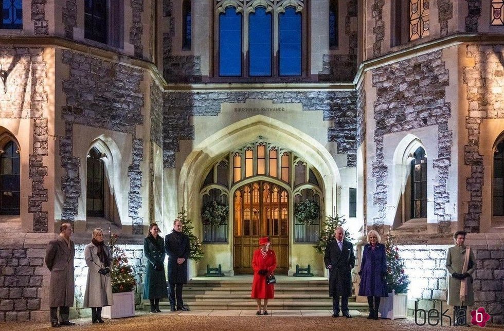 La Familia Real Británica en el Castillo de Windsor al final del Royal Train Tour de los Duques de Cambridge