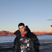 Fai Khadra durante las vacaciones a Aspen junto a las Kardashian-Jenner