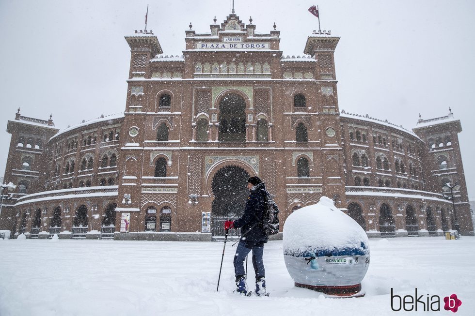 La Plaza de Toros de Las Ventas cubierta de nieve tras la gran nevada de Madrid de 2021 provocada por Filomena