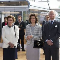 Carlos Gustavo y Silvia de Suecia con Harald y Sonia de Noruega en Harstad