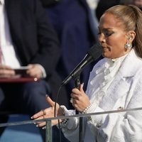 Jennifer Lopez, cantando en la toma de posesión de Joe Biden