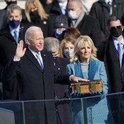 Joe Biden, tomando posesión de su cargo como 46º Presidente de Estados Unidos