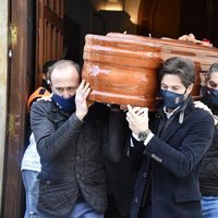 Canales Rivera en el funeral de José Rivera 'Riverita'