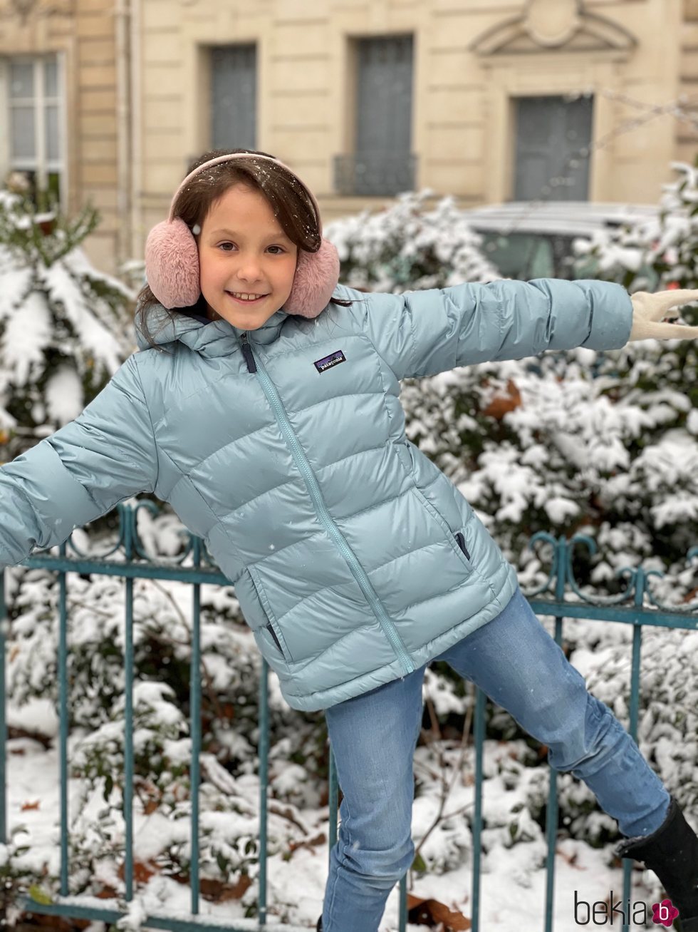 Athena de Dinamarca, muy sonriente en la nieve por su noveno cumpleaños