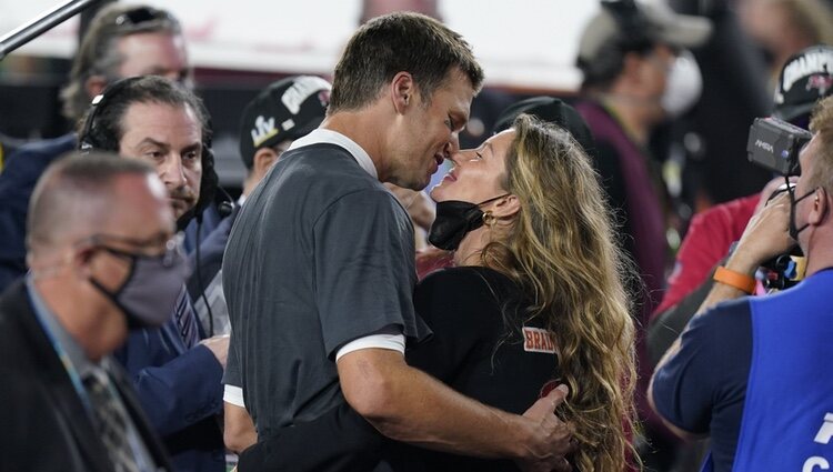 Tom Brady y Gisele Bündchen, muy cómplices en la Super Bowl 2021