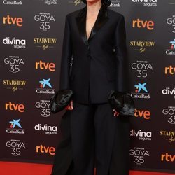 Najwa Nimri en la alfombra roja de los Goya 2021