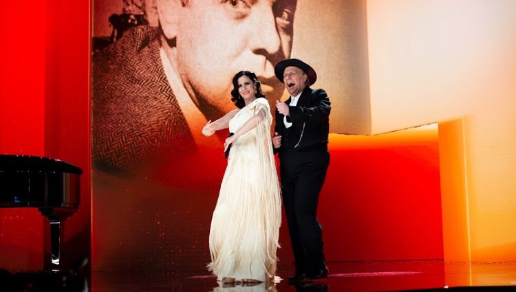 Carlos Latre y Diana Navarro en su actuación en los Goya 2021