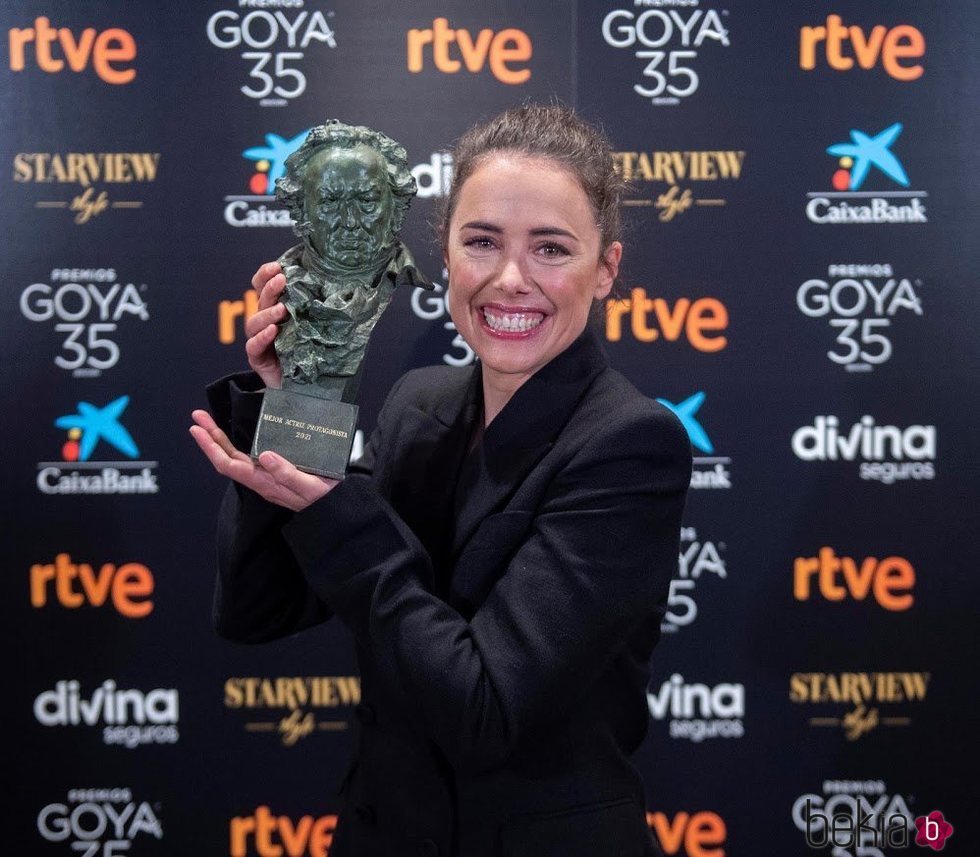 Patricia López Arnáiz con su Goya 2021 a Mejor actriz protagonista
