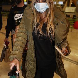 Sylvia Pantoja en el aeropuerto de Madrid para irse a 'Supervivientes 2021'
