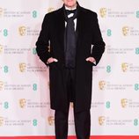Jonathan Pryce en los BAFTA 2021