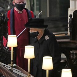 La Reina Isabel durante el funeral del Duque de Edimburgo