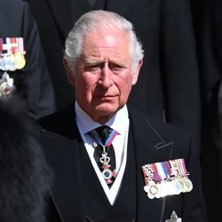 El Príncipe Carlos en el funeral del Duque de Edimburgo